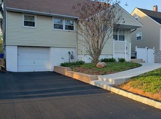 157 Hudson St, Metuchen, NJ 08840