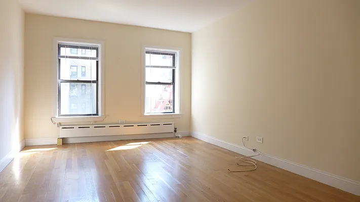 Rented by Stellar Management | media 12