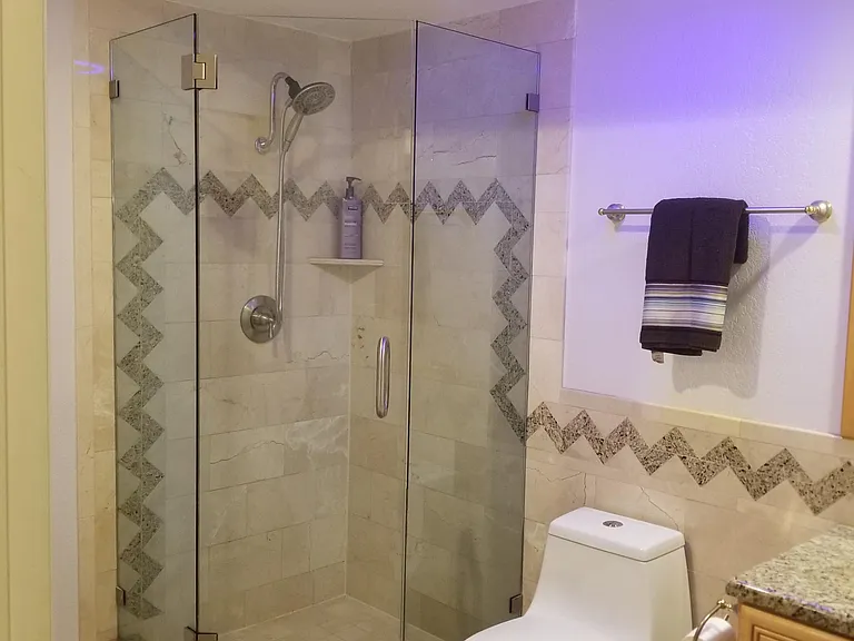 22639 Oakcrest Ct #A — Photo 19