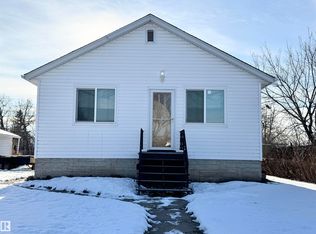 4725 54a Ave, Vegreville, AB T9C 1G2