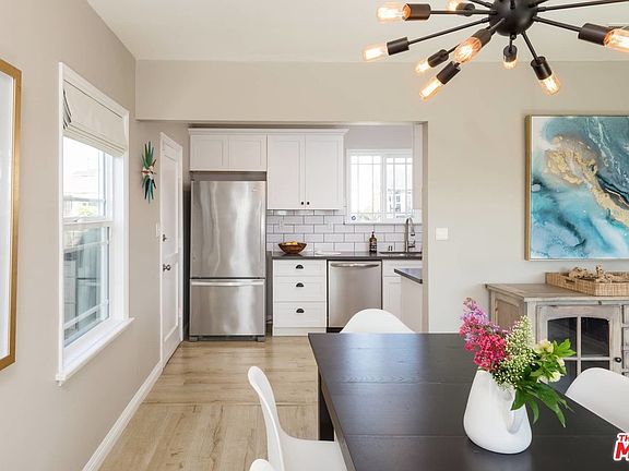 5th image of 11527 S Wilton Pl