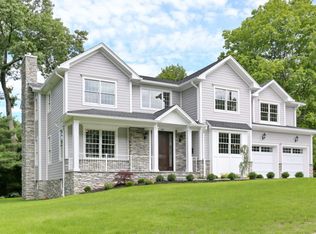 519 Farview St, Ridgewood, NJ 07450