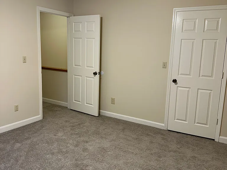 Bedroom (2)