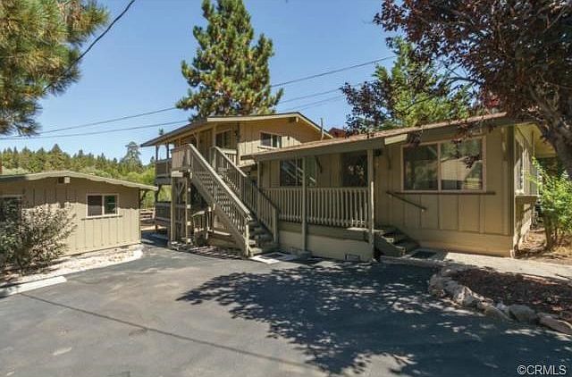 1st image of 1105 Club View Dr