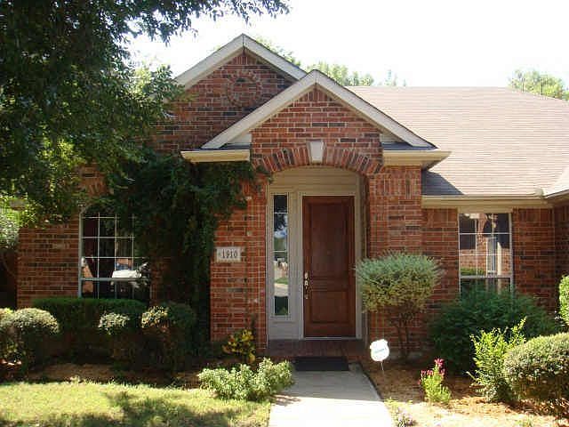 1st image of 1910 Vestavia Ct