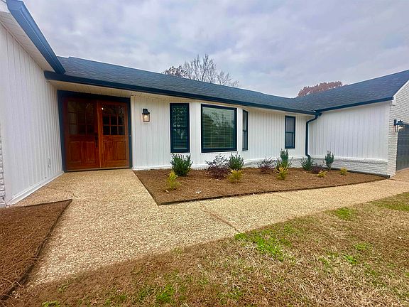3rd image of 2301 Haviland Dr