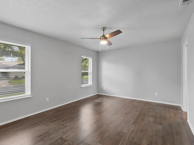 11143 Joymeadow Dr — Photo 9