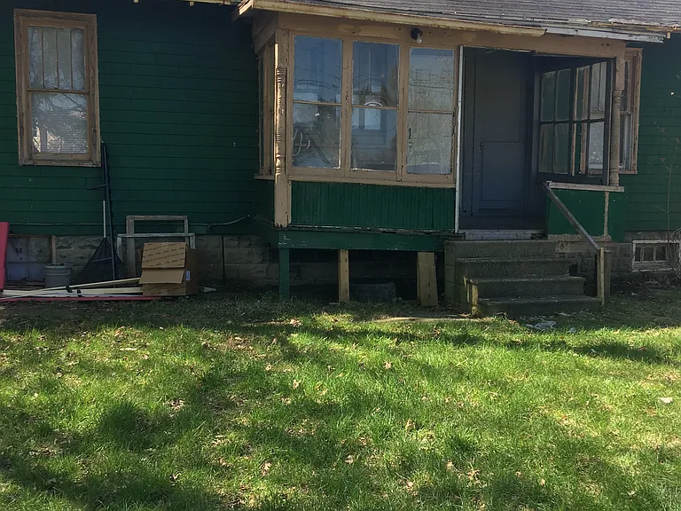 633 Clay St — Photo 4