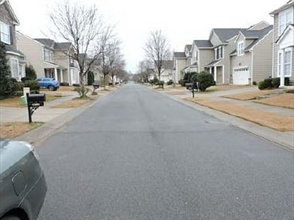 5th image of 13723 Holly Stream Dr