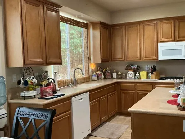 10328 Chase Creek Ln, Lakeside, CA 92040