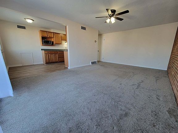 5th image of 25600 Country Club Blvd Unit 6