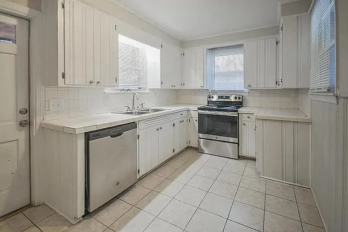 1525 Atlantic Drive, 29210; #4918 - 4918 — Photo 4