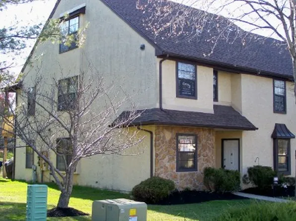 112 Allens Ln #207, Mullica Hill, NJ 08062