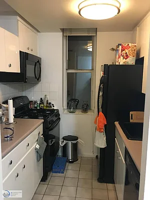 Rented by Metropolitan Property Group | media 10