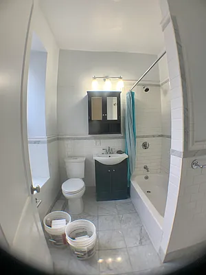 Rented by Bond New York | media 41