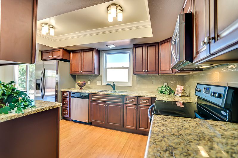 1st image of 25420 S Glenburn Dr