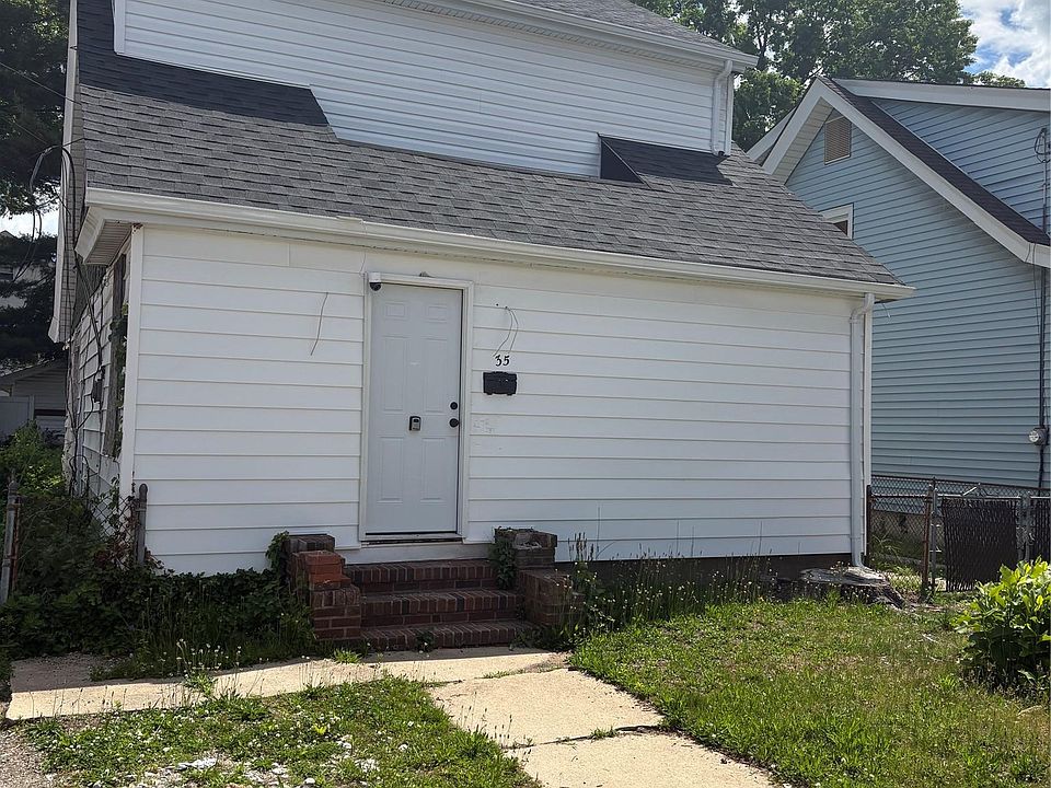 2nd image of 35 Van Siclen Avenue