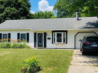 57 Westminster Rd, Chatham, IL 62629