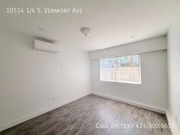10514 1/4 S Vermont Ave — Photo 6