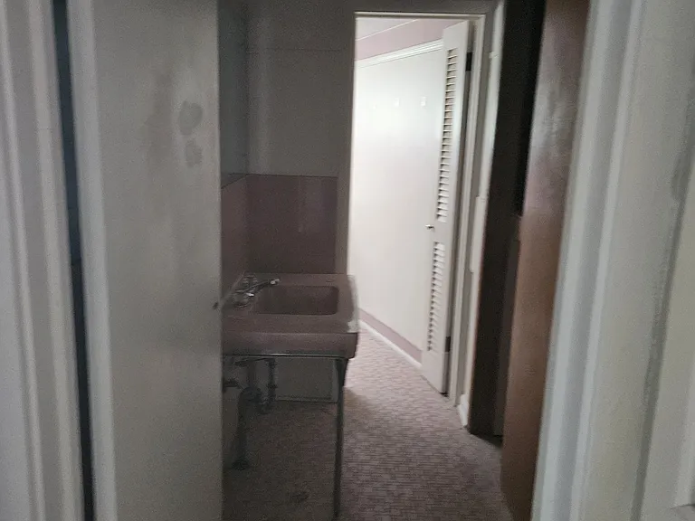 610 S Washington St #A — Photo 7