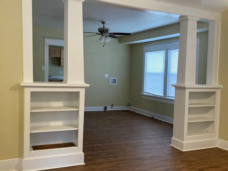 1003 W Main St — Photo 16
