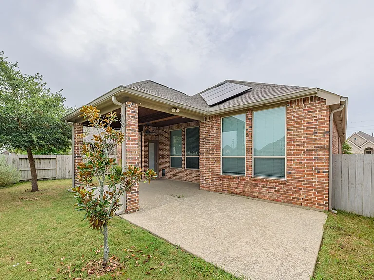 2116 Blackhawk Ridge Ln — Photo 5