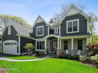 626 Forest Rd, Glenview, IL 60025