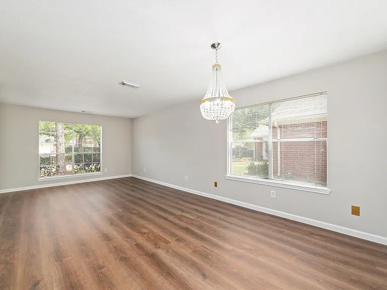 14431 Parkesgate Dr — Photo 8