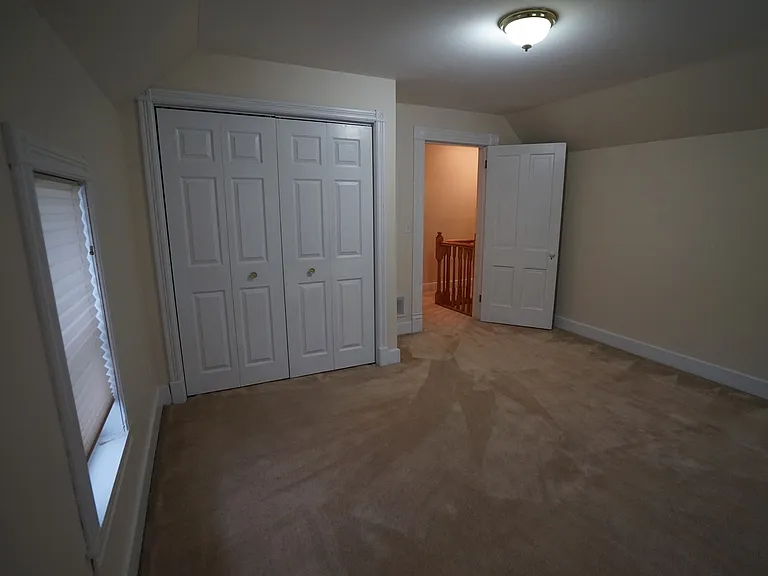 E7602 Spring Dr — Photo 11
