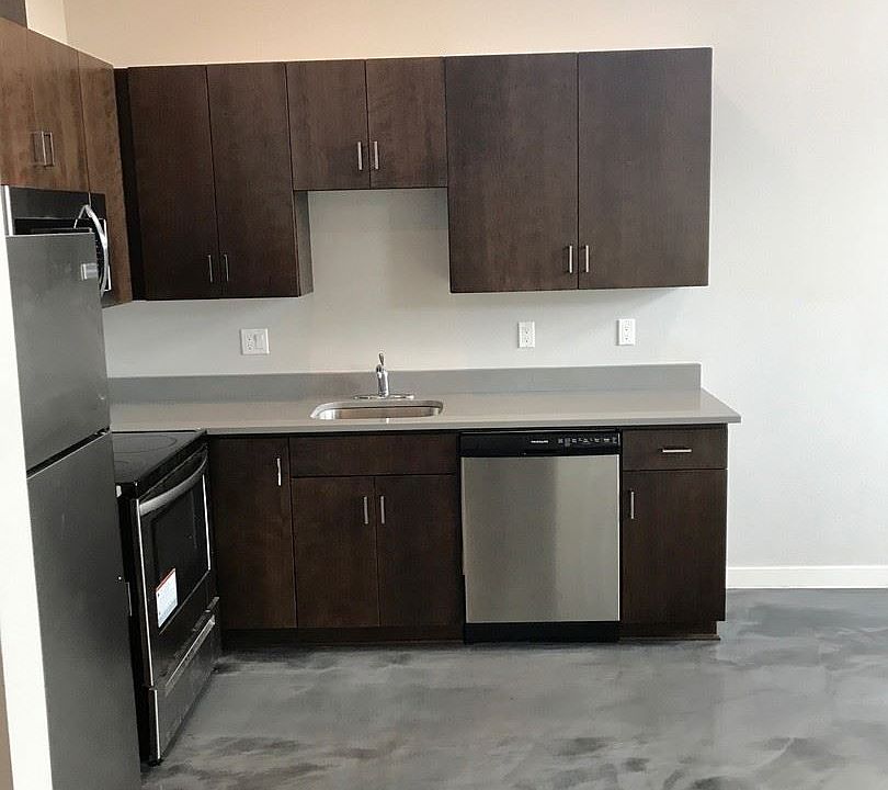 J0215 Fenwick Crossing 17651775 N Lombard St Portland, OR Zillow