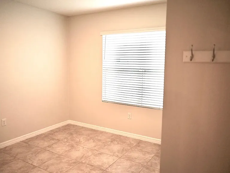 1036 Bethpage Rd — Photo 3