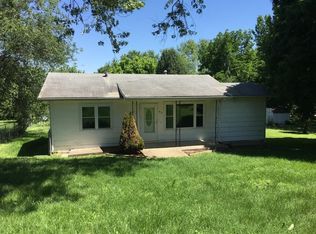 812 E Washington Ave, Ava, MO 65608