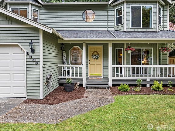 2nd image of 8220 Lariat Trail NW