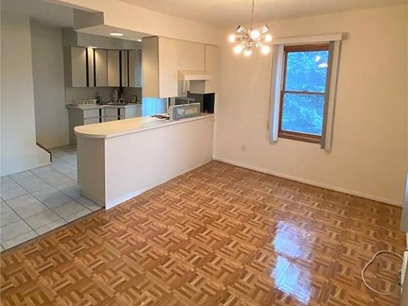 3rd image of 4024 Avenue T