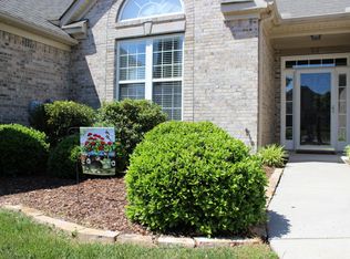 6771 Dove Field Rd, Hixson, TN 37343