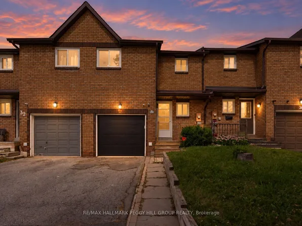 30 Golfdale Rd, Barrie, ON L4N 6R5