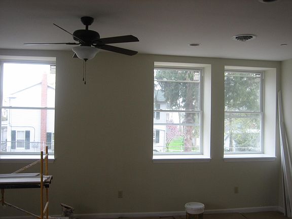 2nd image of 1023 Vine St