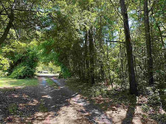 5th image of 3 Barnes Ave Lot 3