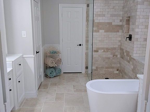 2nd image of 13215 Golden Valley Dr