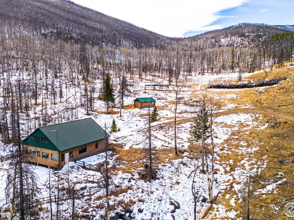 1055 Granite Rd, Bellvue, CO 80512