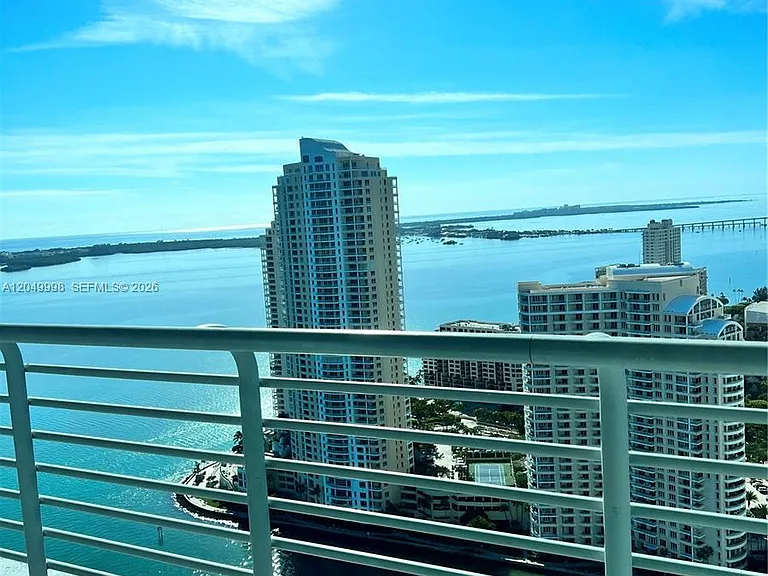 335 Biscayne Blvd #4207 — Photo 2