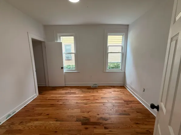 92 Cedar Ave #1, Newark, NJ 07106