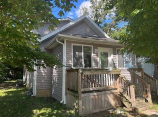 1260 E Bluff St, Marseilles, IL 61341