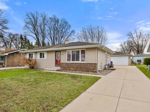 521 E Harding Dr, Appleton, WI 54915
