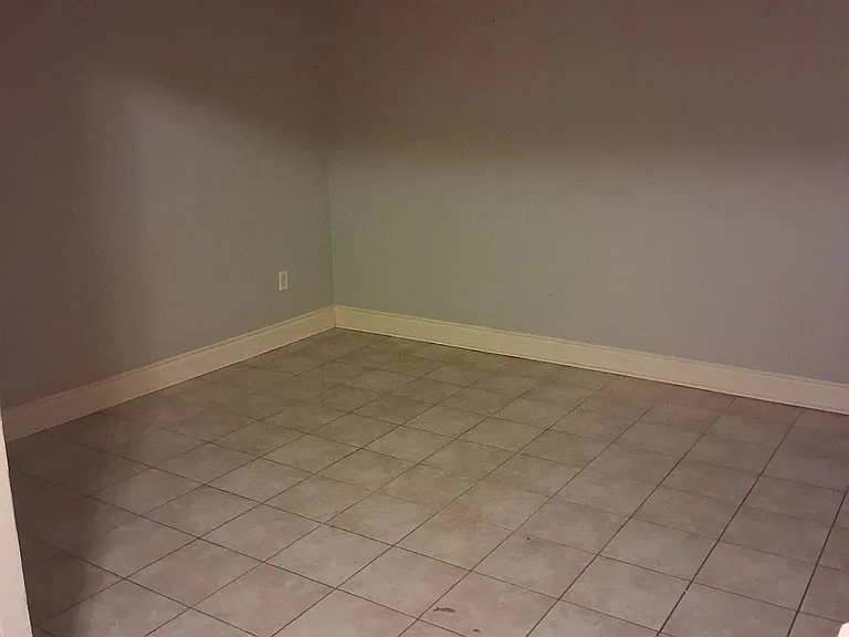 5004 Saint Clair Ave #MAIN — Photo 3