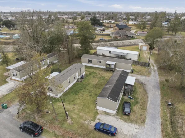 180 Pelican St, Sulphur, LA 70663