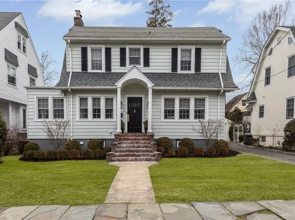 13 Hobart Street, Bronxville, NY 10708
