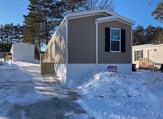 1st image of 426 Lazy Branch Dr