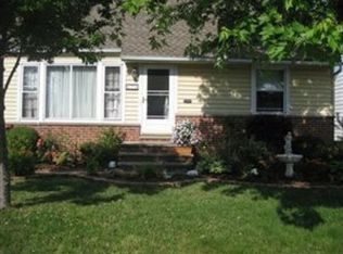 656 Pendley Rd, Willowick, OH 44095
