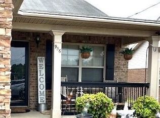 956 Colony Cir, Fort Oglethorpe, GA 30742